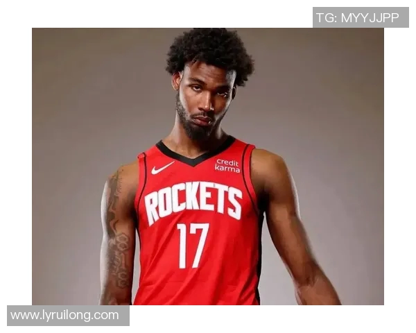 塔里伊森如何在NBA赛场上展现出色的个人能力与团队合作精神