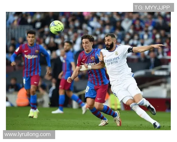 大分三神迎战新泻挑战赛季巅峰对决展现足球魅力与激情