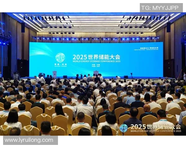 楚阿梅尼的崛起与挑战：探索他在足球世界中的影响力与未来潜力