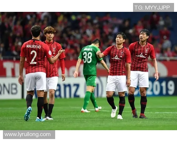 浦和红砖与清水心跳的激烈对决谁能在赛场上笑到最后