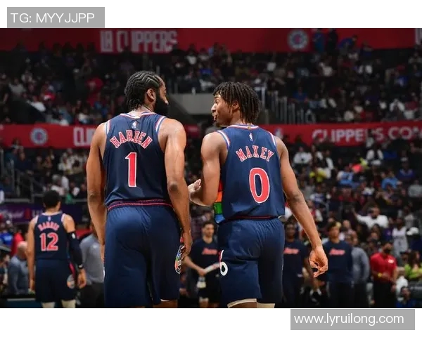 76人对快船比赛深度分析及双方近期状态对比探讨