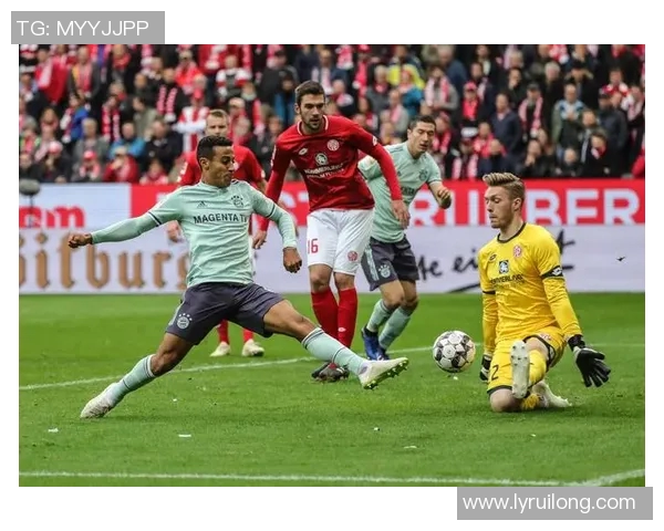 拜仁慕尼黑对阵美因茨精彩直播全程回顾与赛后分析