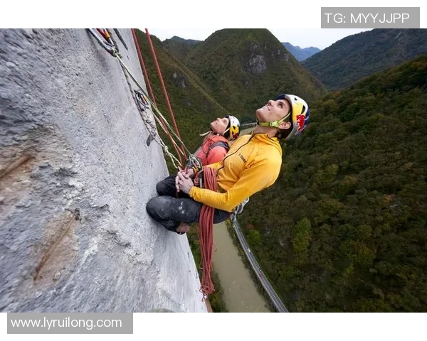 广州攀岩队在极限运动联赛中的速度表现分析与点评MBA