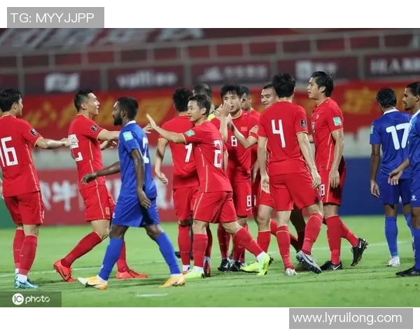 足球对决马尔代夫中国队能否在主场迎来胜利的精彩较量 足球对决马尔代夫中国队能否在主场迎来胜利的精彩较量