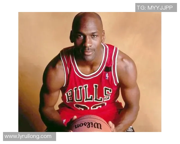 乔丹传奇生涯回顾：从篮球天才到全球偶像的辉煌历程