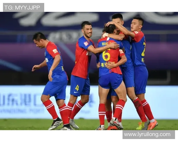 南京羽毛球队整体压制打法深度解析与战术优势剖析 南京羽毛球队整体压制打法深度解析与战术优势剖析