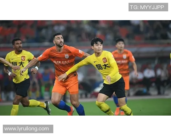 国安鲁能激战回顾:战术较量与球员表现的深度分析与思考