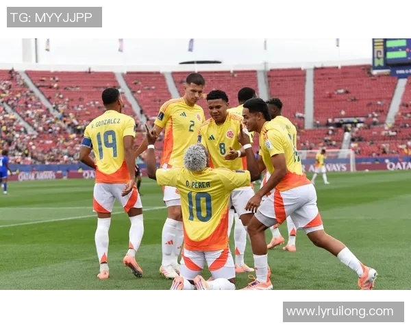 日本与哥伦比亚足球历史交锋回顾与发展分析