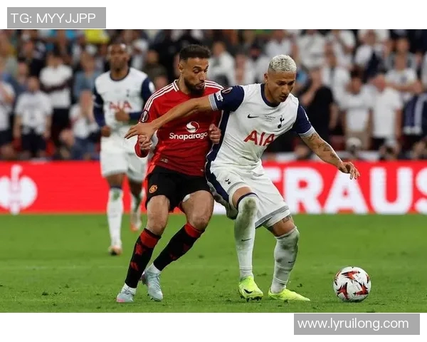 热刺与利物浦激战正酣谁能在英超赛场上笑到最后 热刺与利物浦激战正酣谁能在英超赛场上笑到最后