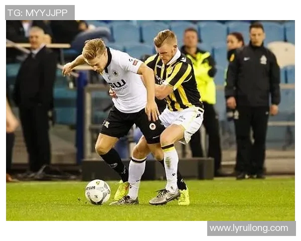 刘静独家解析足球技巧与战术分享让你更懂比赛背后的智慧